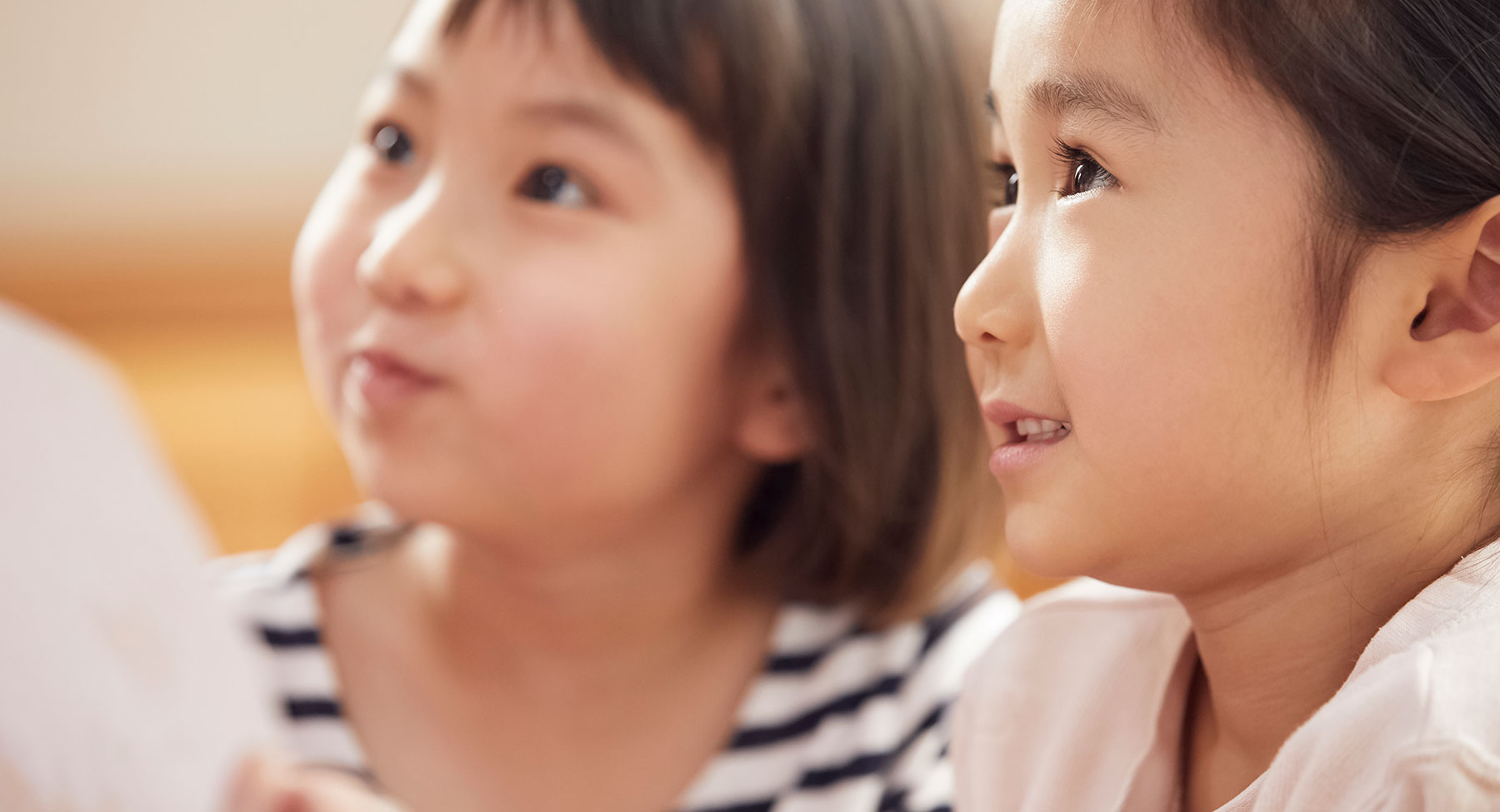 楽しそうな少女達の画像